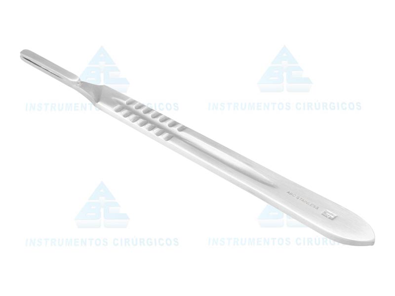 CABO P/ BISTURI N 4 INOX 14 cm P/ LAMINAS N 18 A 36